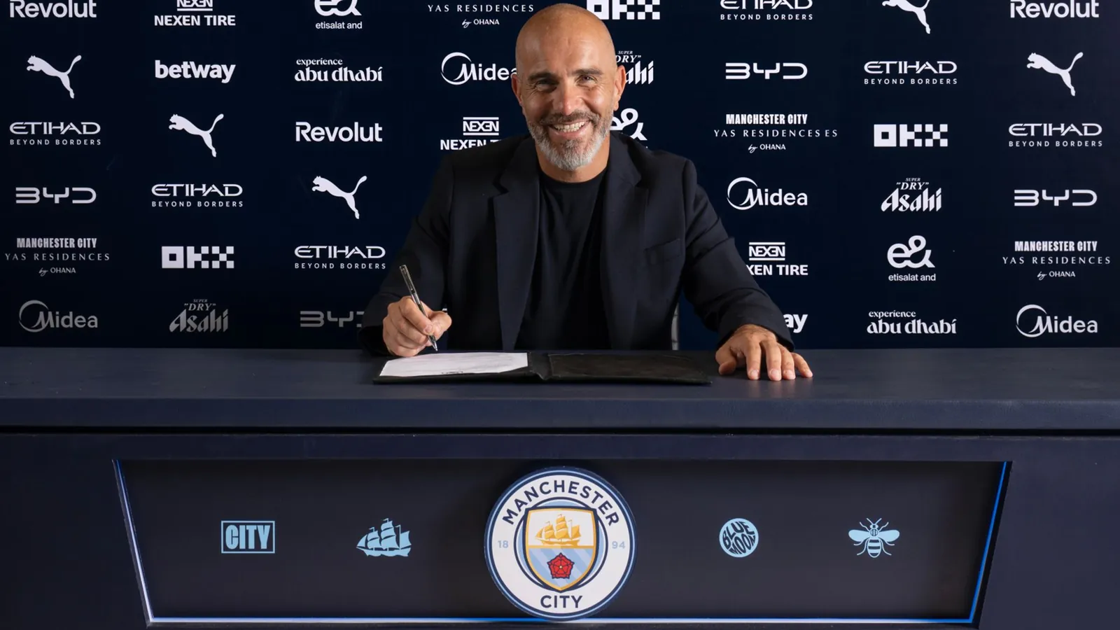 Enzo Maresca has signed a three-year deal at Man City