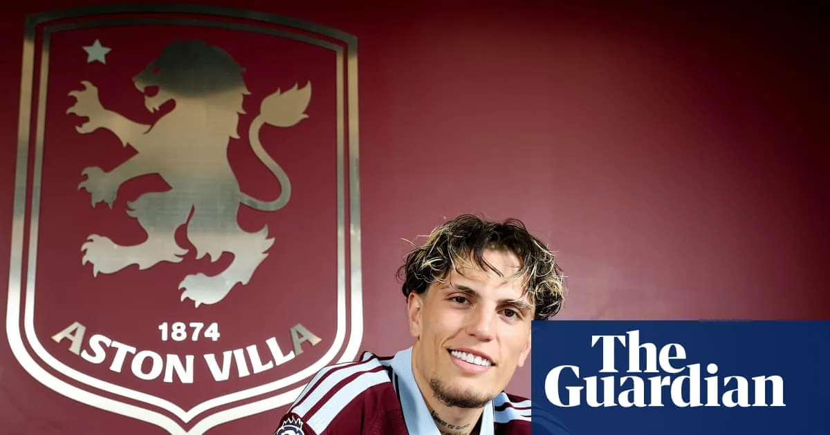 Alejandro Garnacho: Aston Villa announce loan deal for Chelsea winger