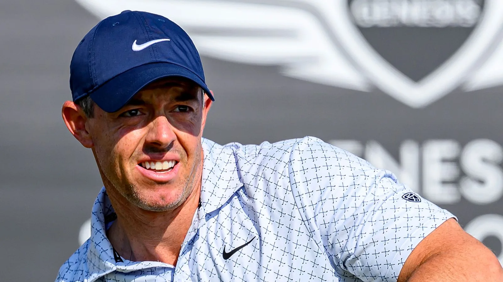 Genesis Scottish Open: McIlroy shares early lead, Scheffler in contention