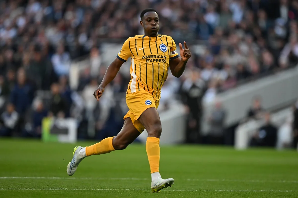 Chelsea in talks to sign Brighton striker Danny Welbeck