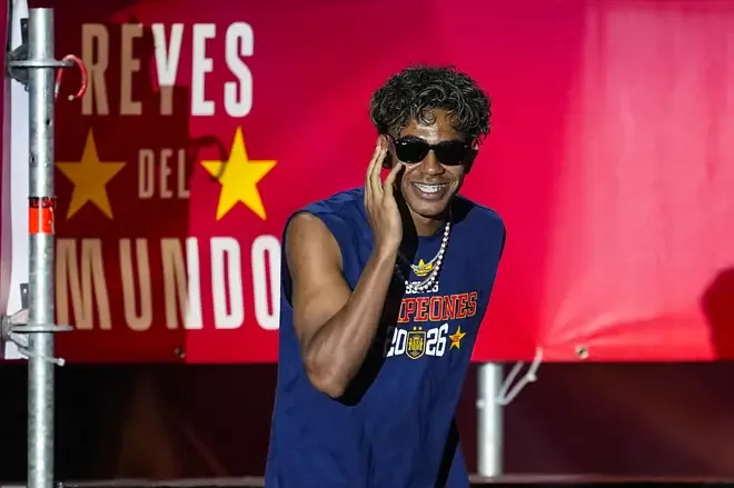 Lamine Yamal celebrates on stage during Spain's World Cup celebrations in Madrid